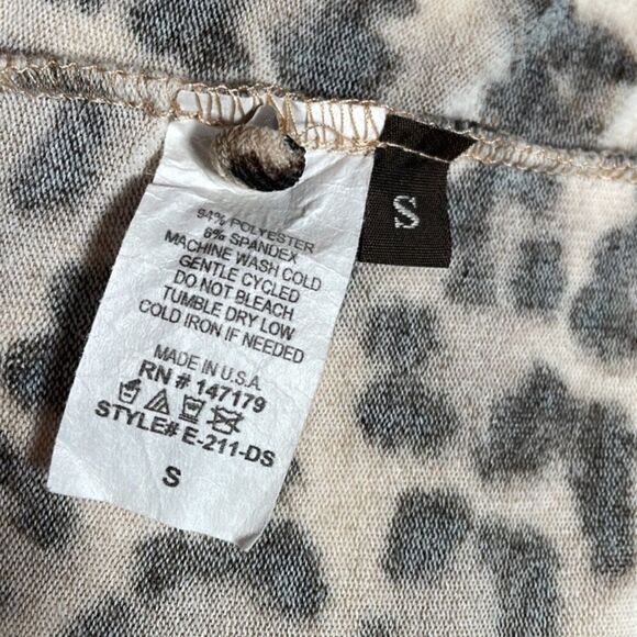 Evereve Allison Joy Leopard Print 3/4 Flutter Sleeve Dress S - Picture 5 of 6